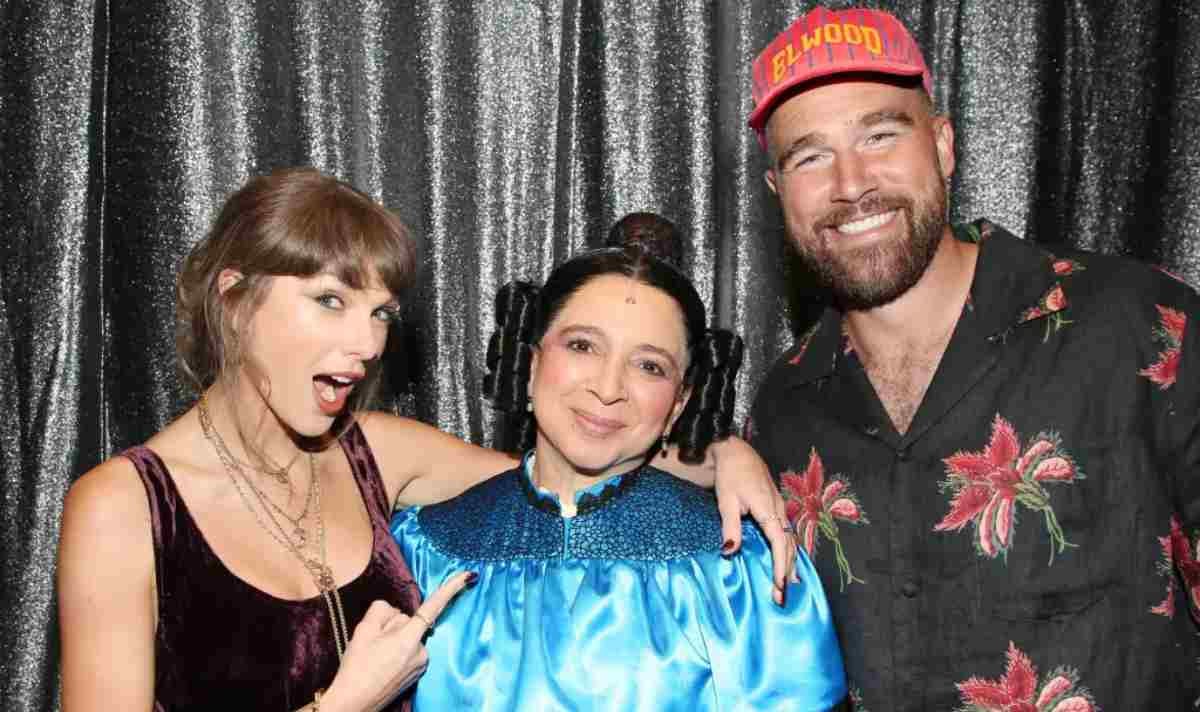 Taylor Swift, Travis Kelce step out for NYC Broadway night