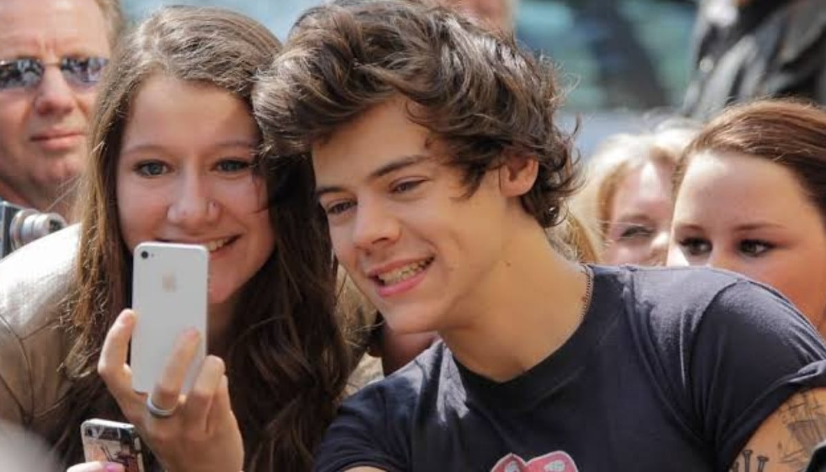 Harry Styles shocks fans as he pauses concert: Here's why