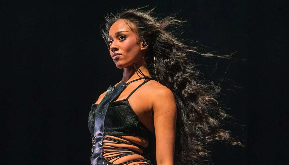 KATSEYE Manon looks down on others amid rare outing?