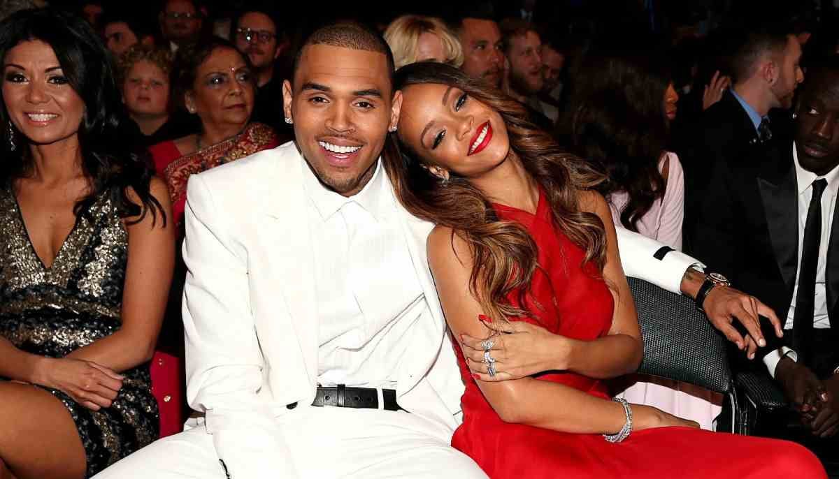 Rihanna fans demand Chris Brown arrest after shocking confession