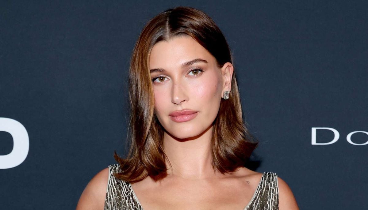 Hailey Bieber poses in '90s-inspired look for major campaign 