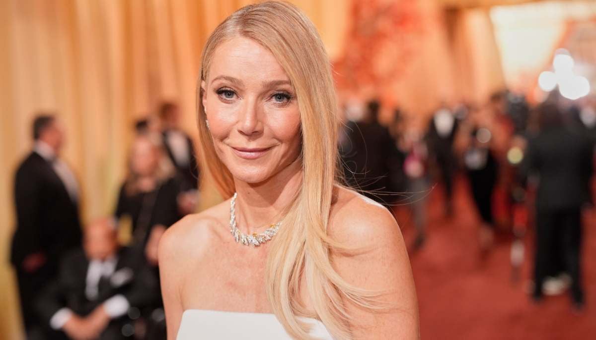 Gwyneth Paltrow sparks frenzy with daring nude tease