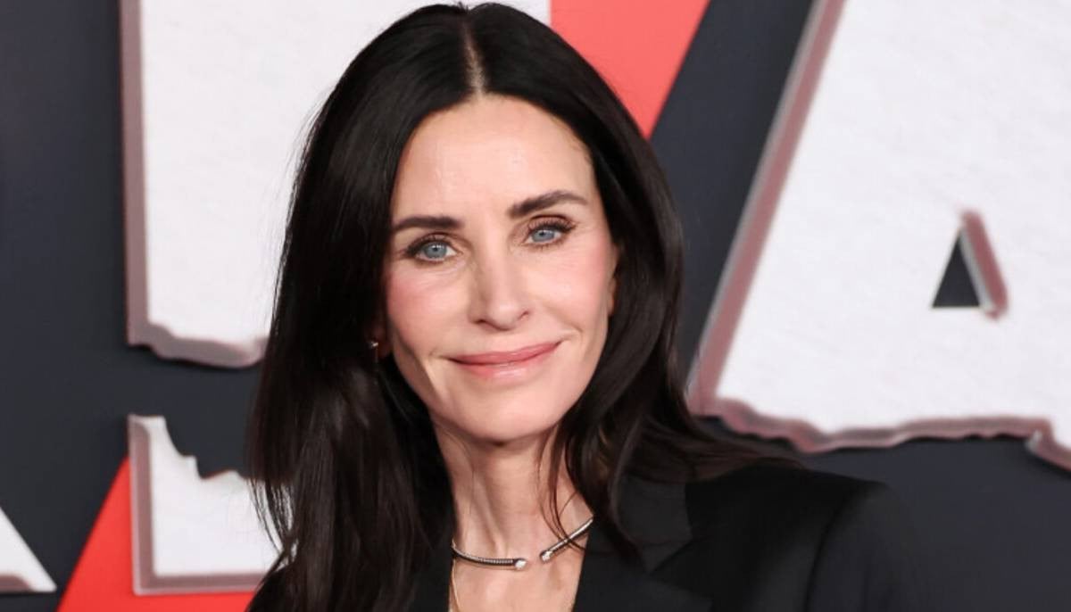 Courteney Cox leans on her ‘Friends’ costar after Johnny McDaid split