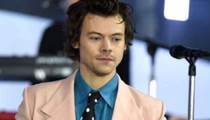 Harry Styles ‘Watermelon Sugar’ becomes his first NO.1