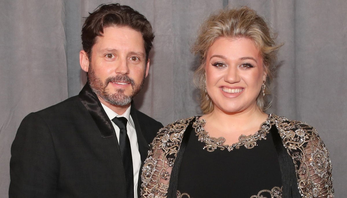 Kelly Clarksons exhusband Brandon Blackstock demands 436,000 support