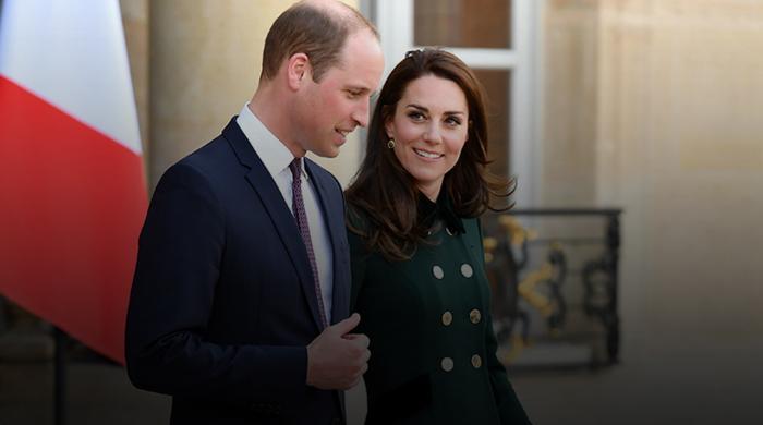 Kate Middleton surprises a cancer sufferer in Batley