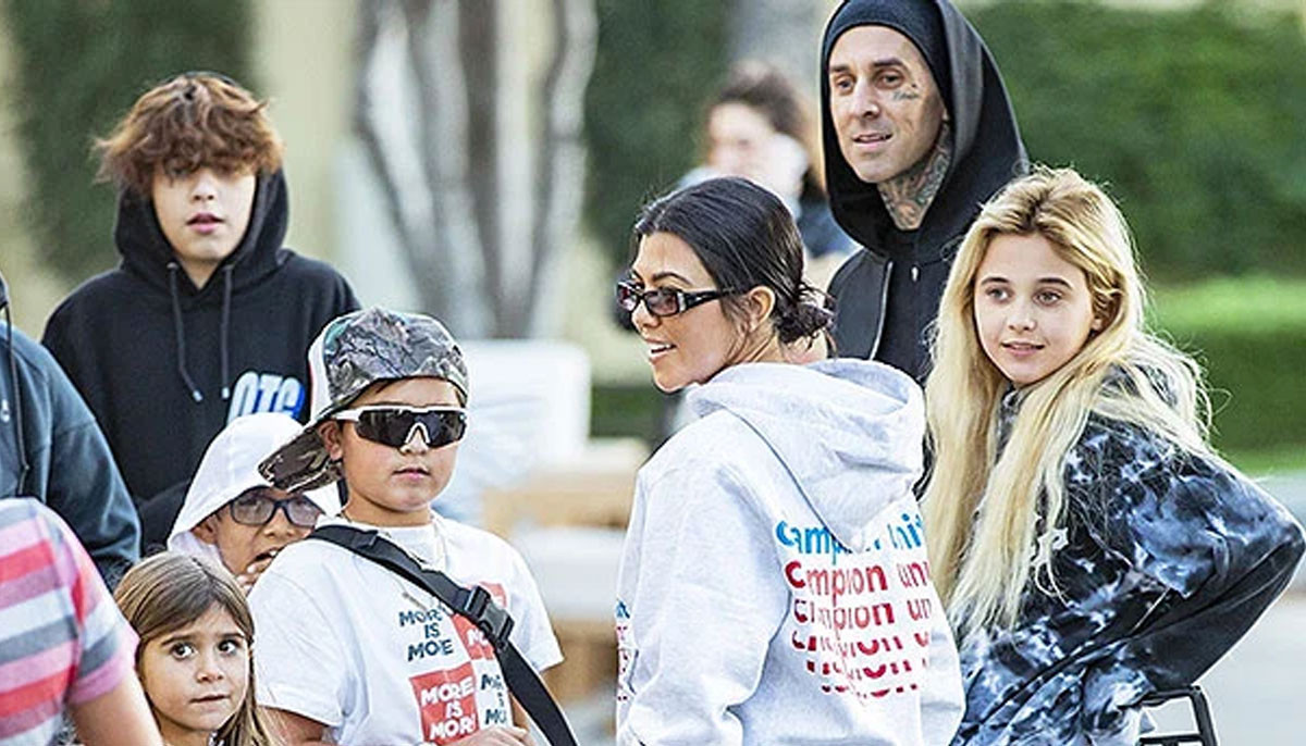 Kourtney Kardashian celebrates Memorial Day with kids and beau Travis