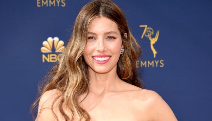 Candy star Jessica Biel rises temperature in summer-bikini throwback post
