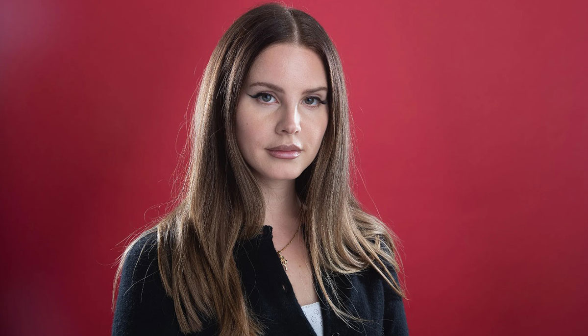 Lana Del Rey urges fans to not listen to Taylor Swift collab leak Snow on  the Beach - The Celeb Post