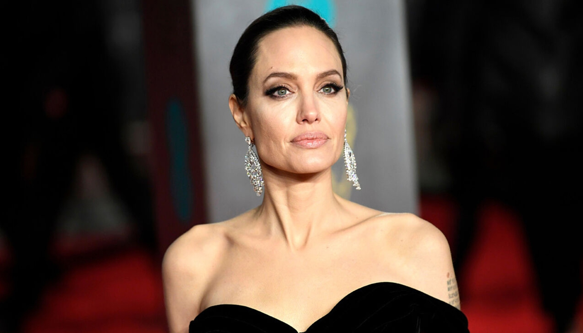 Angelina Jolie to play famed opera singer Maria Callas in upcoming biopic