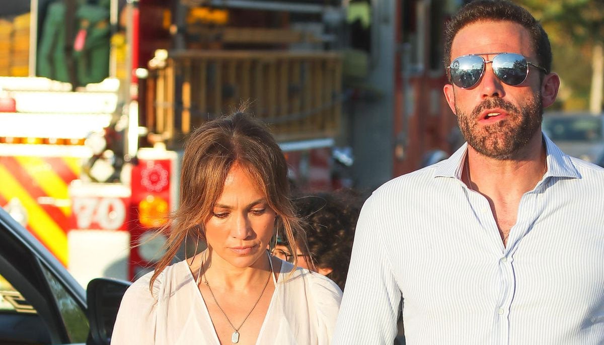 Jennifer Lopez wears a diamond Mrs. necklace as sweet nod to husband