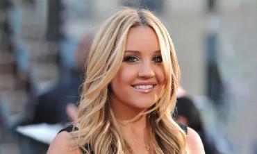 Amanda Bynes placed on psych hold after roaming around LA street naked