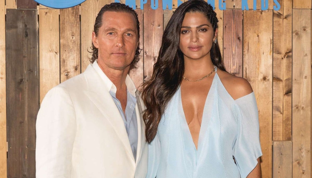 Matthew Mcconaughey Describes ‘Terrifying Flight’ With Wife Camila ...
