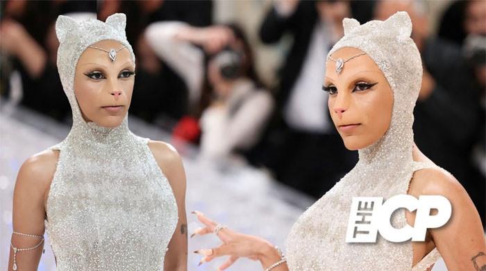 Doja Cat's bizarre tribute to Karl Lagerfeld's pet at Met Gala 2023 ...