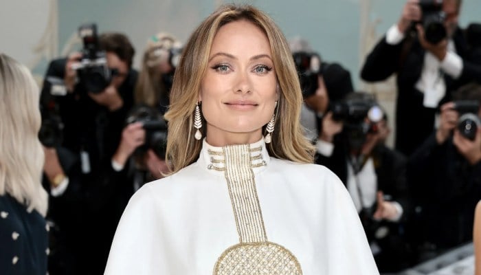 Olivia Wilde turns head in sleek stylish wedding dress