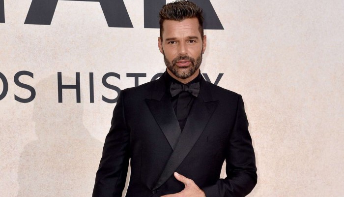 Ricky Martin’s ‘Feeling Good, shows of LEG TATTOO in post