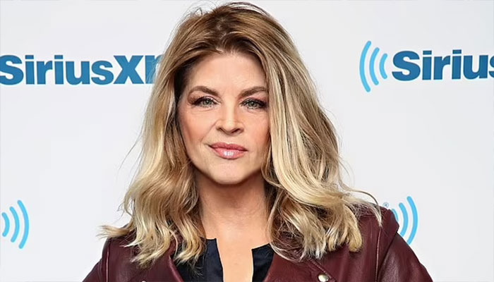 Kirstie Alley joins The Cheers for season six.