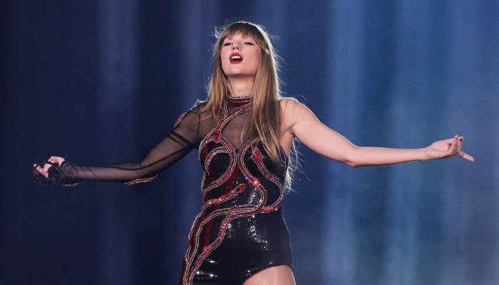 Swifties take Taylor Swifts Shake It Off seriously in Seattle by causing mini earthquake