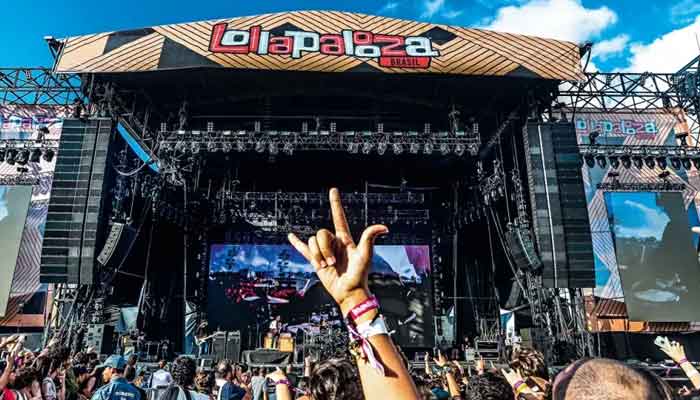 the 2023 Lollapalooza is currently happening in Chicago