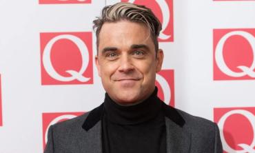 Robbie Williams questions his appearance, thinks about getting facial fillers
