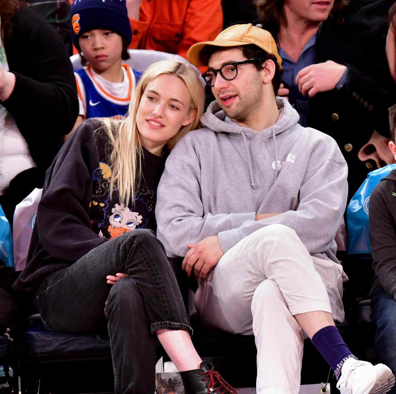 Jack Antonoff star-studded dating history: Scarlet Johansson, Lena Dunahm, more