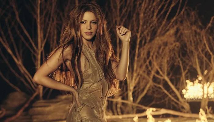 Shakira glimmers at 2023 MTV VMAs twinning with sons Milan, Sasha