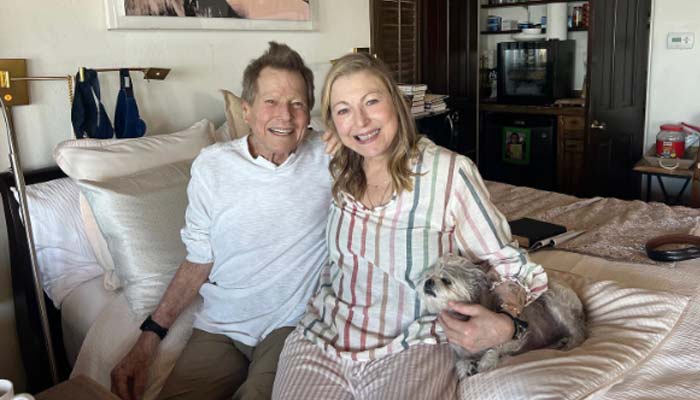 Tatum ONeal with her father Ryan ONeal at his 82nd birthday