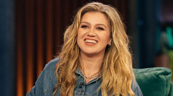 Kelly Clarkson opens up about her journey to stardom - The Celeb Post