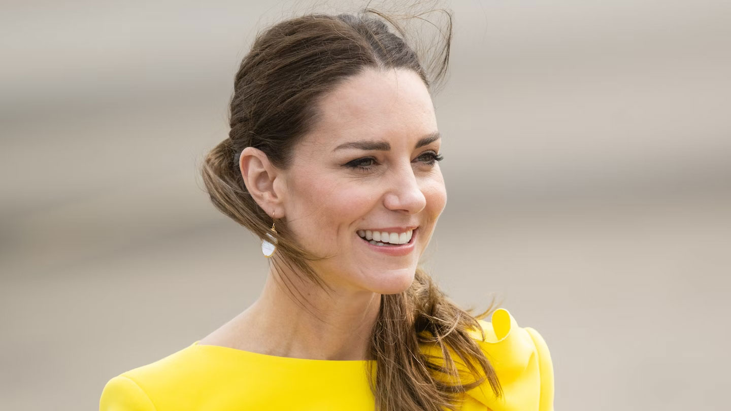 Kate Middleton is doing fine as she returns home post abdominal surgery