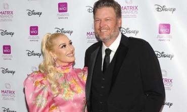 Gwen Stefani flaunts Valentine’s Day gift from Blake Shelton