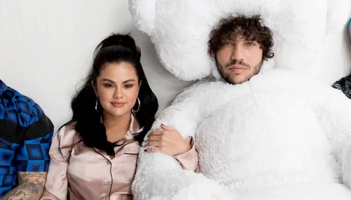 Selena Gomez and Benny Blanco exchange rings