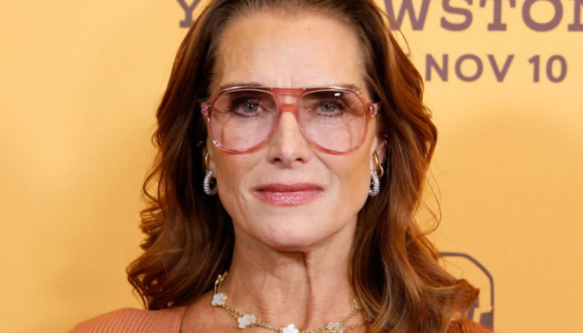 The Best Kiss: Brooke Shields Opens Up About Her 1980s Date With John Jr