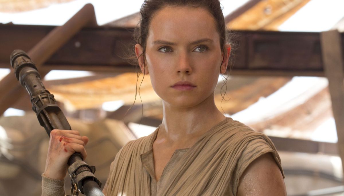 Daisy Ridley gives ‘Star Wars’ fans hope for new film