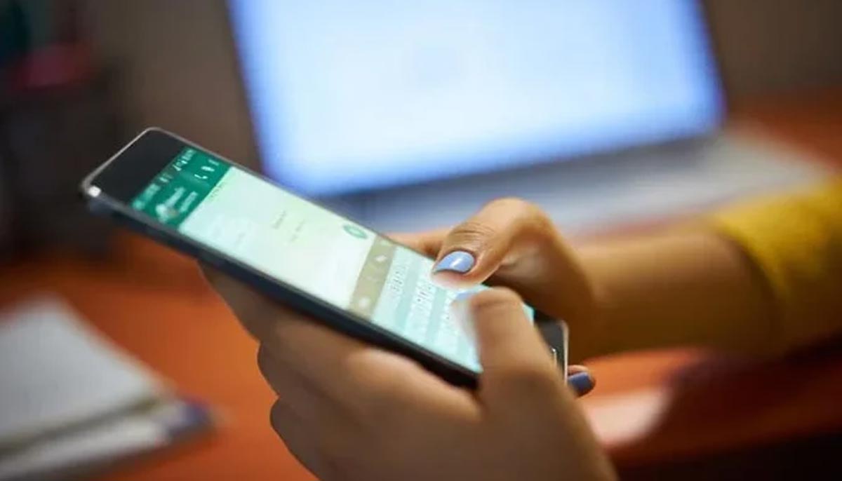 WhatsApp likely to launch custom voice message transcripts with different language options.