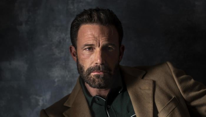 Ben Affleck  is slowly reentering the dating scene, surrounding himself with supportive people