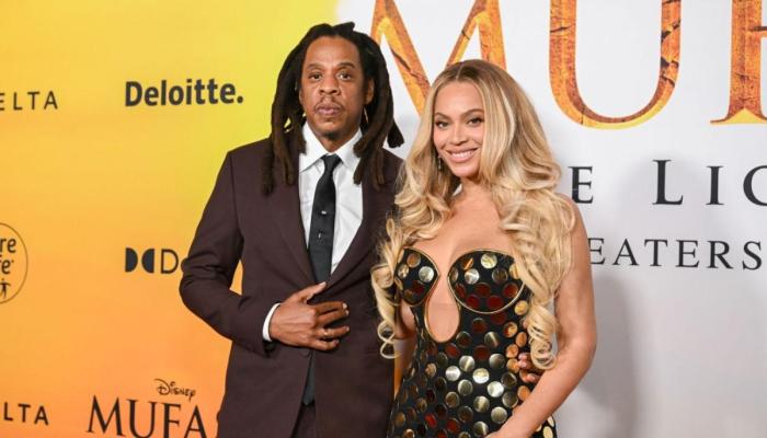 Jay-Z’s accuser reinstigates drama with major U-turn