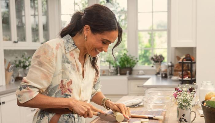 Meghan Markles pretzel bag scene from Netflix show brutally ridiculed