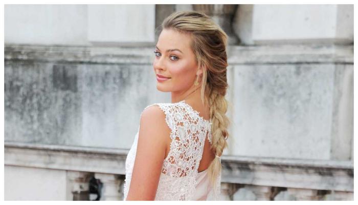 Margot Robbie makes headlines with new appearance