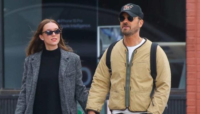 Justin Theroux steps out with new wife after secret wedding