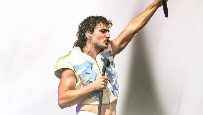 Benson Boone trolls Coachella crowd: Here’s why