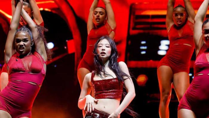 Fans blast Jennie for lip-syncing as Rose, Lisa show support
