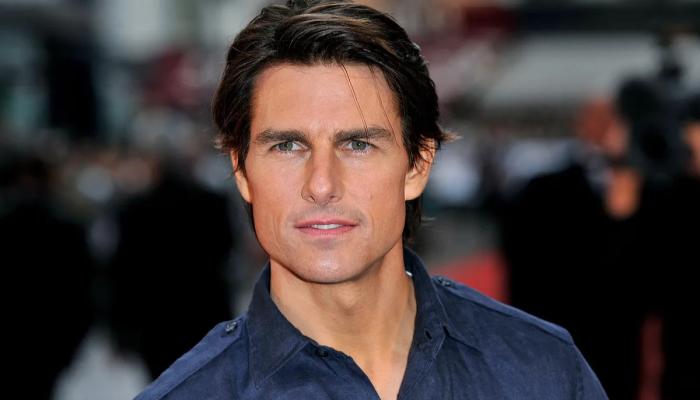 Tom Cruise stuns fans with daring rooftop stunt at London