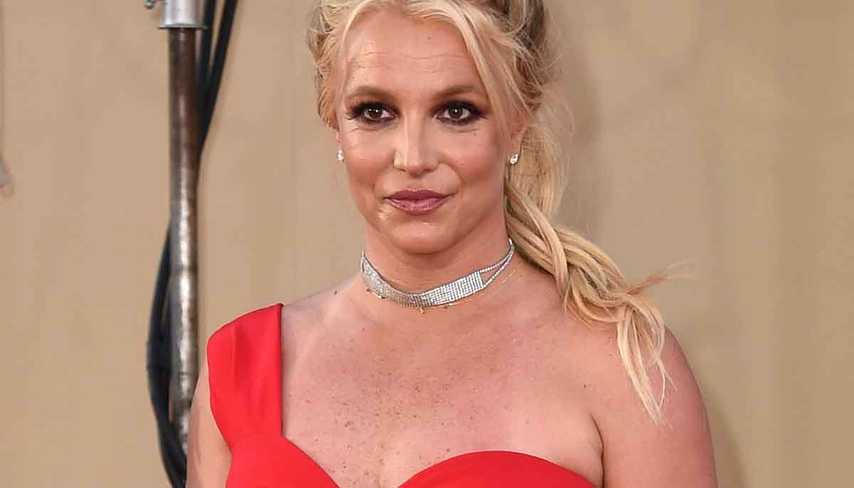 Britney Spears fans finally resolve MAJOR rumour