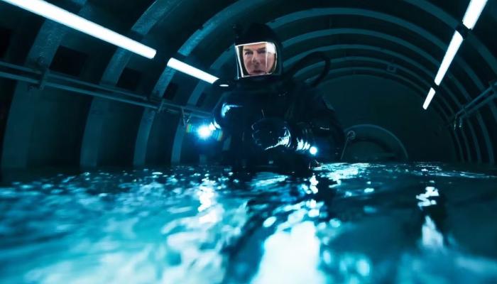 Tom Cruise talks daring stunt in new movie