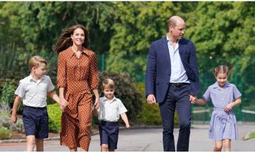 A Royal Tour: Step inside Prince William, Kate Middleton's majestic homes
