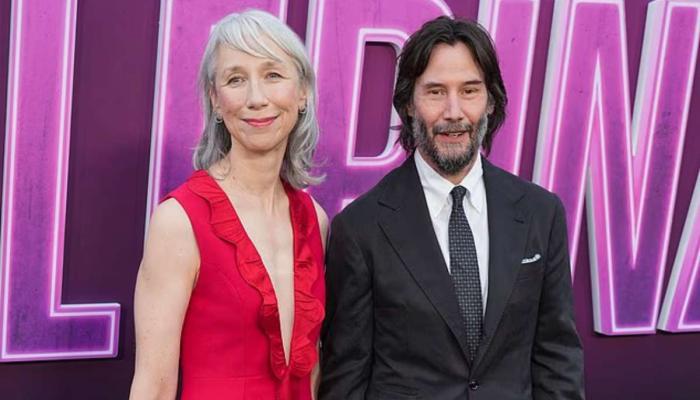 Keanu Reeves, Alexandra Grant share sweet moment at premiere