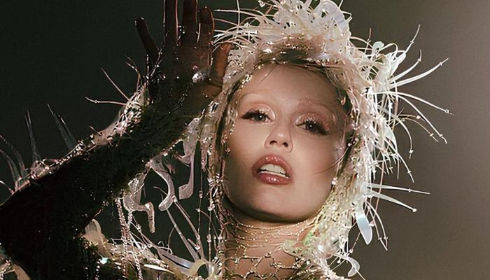 Miley Cyrus stuns at Tribeca amid confession about past drug use