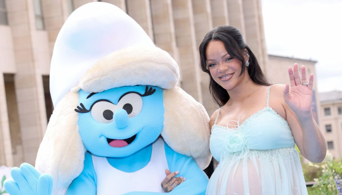 Rihanna talks about her Smurfsinspired goto karaoke song