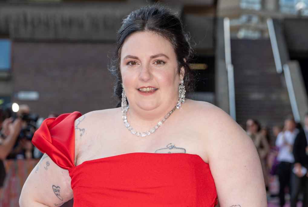 Lena Dunham opens up about writing in twenties
