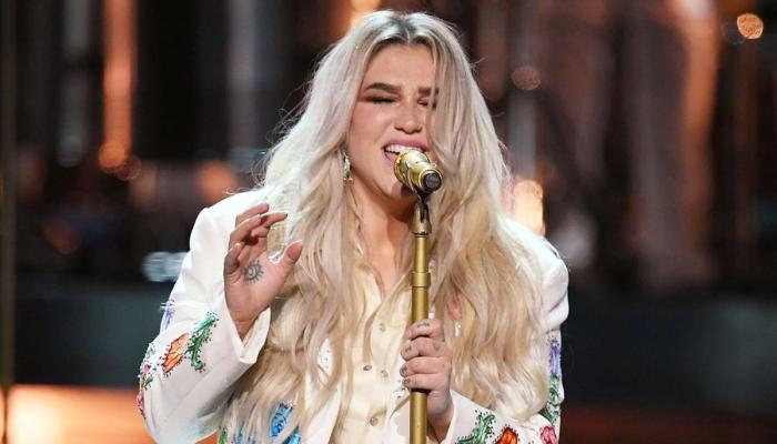 Kesha calls off Texas show amid tragic flooding